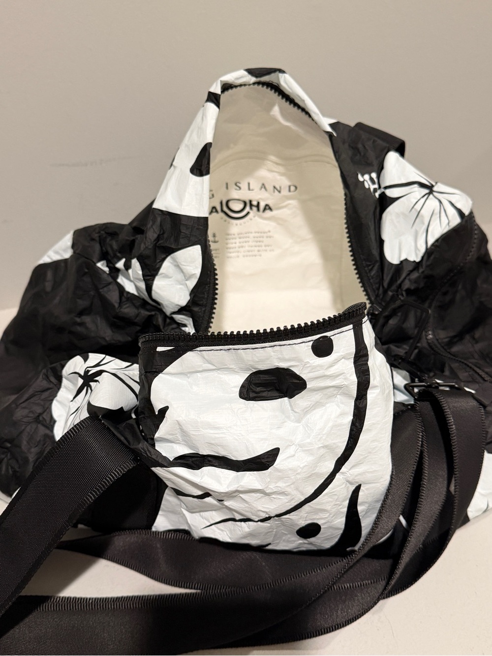 ALOHA Collection Waipio Splashproof Duffle - Picture 5 of 6